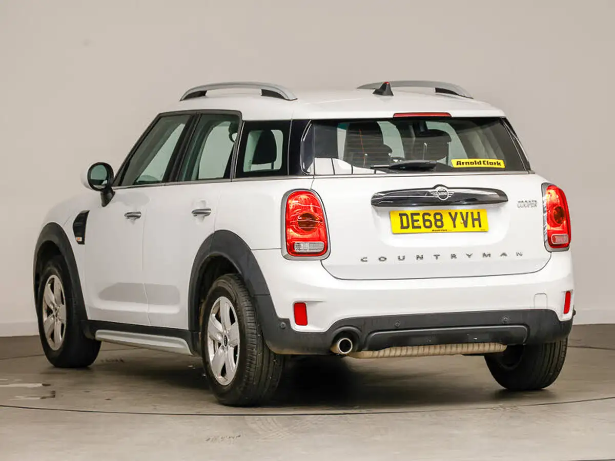 2018-mini-countryman-15-cooper-ss-big-1