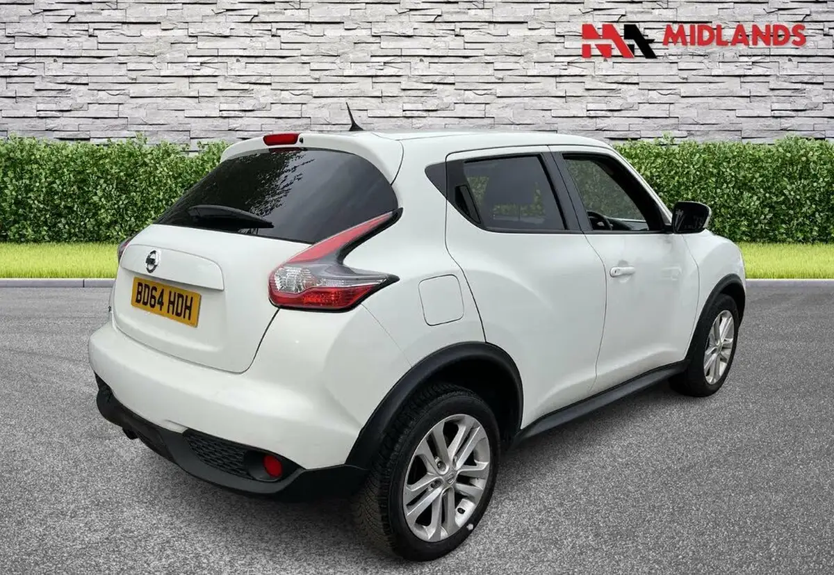 2015-nissan-juke-12-acenta-big-4