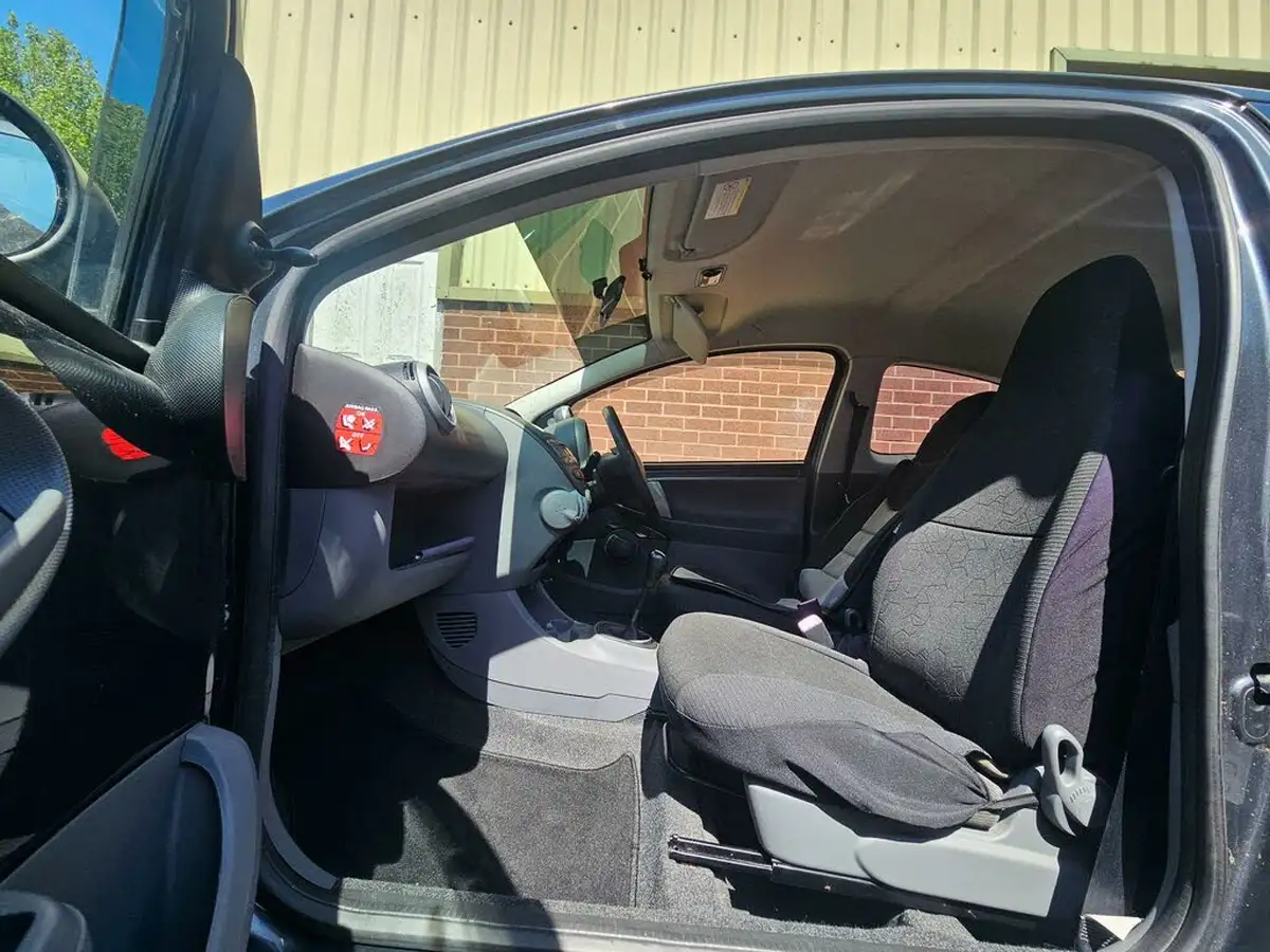 2007-citroen-c1-10-rhythm-3d-big-31