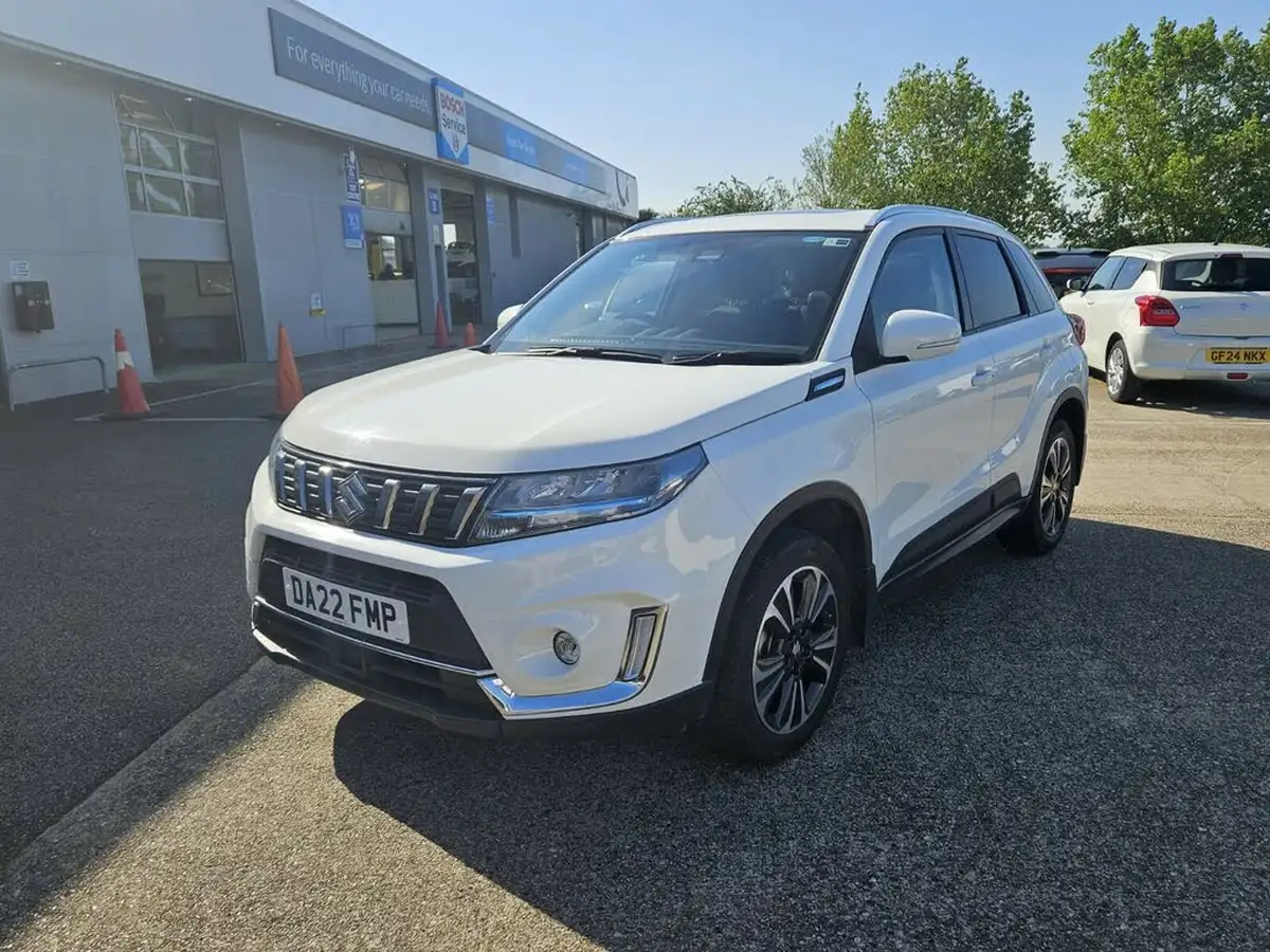 2022-suzuki-vitara-15-sz5-allgrip-big-2