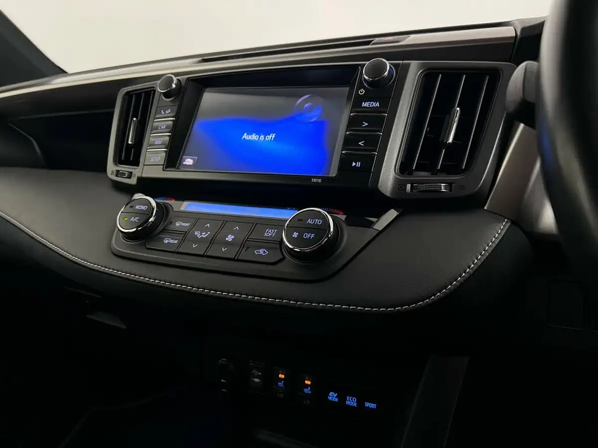 2017-toyota-rav4-25-vvt-i-icon-big-41