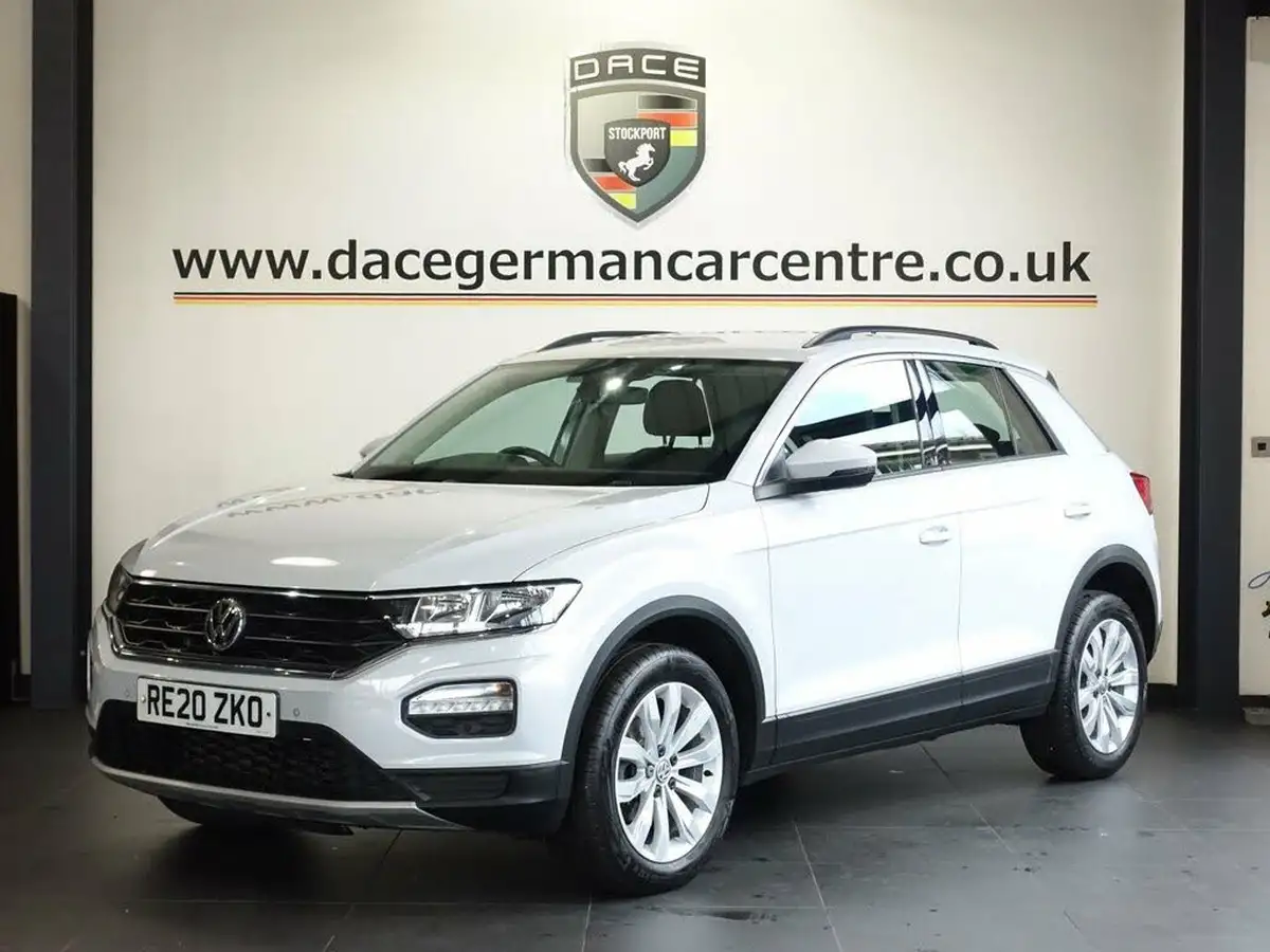 2020-volkswagen-t-roc-15-tsi-se-dsg-big-6
