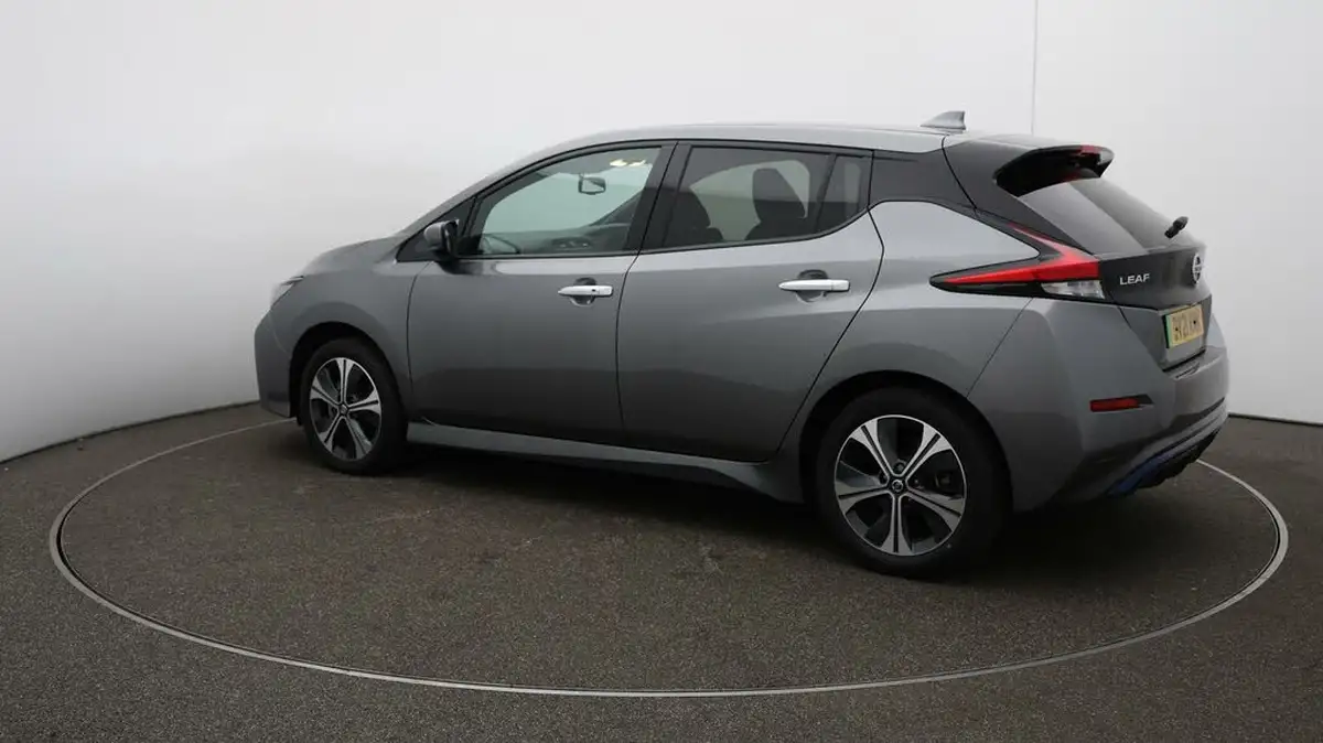 2021-nissan-leaf-e-e-n-connecta-big-36