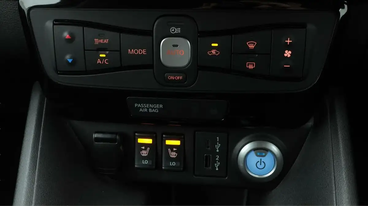 2021-nissan-leaf-e-e-n-connecta-big-12