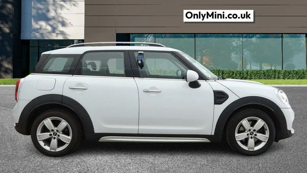2018-mini-countryman-20td-cooper-d-jcw-chili-ss-auto-big-3