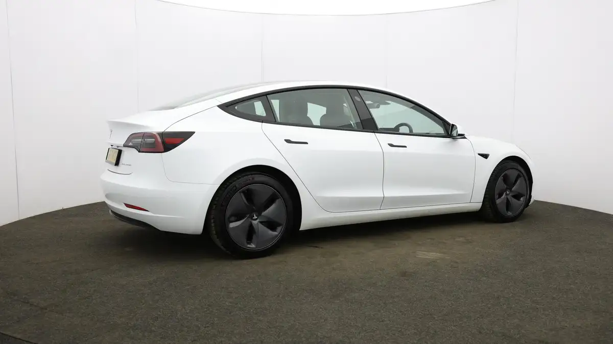 2021-tesla-model-3-e-long-range-awd-big-56