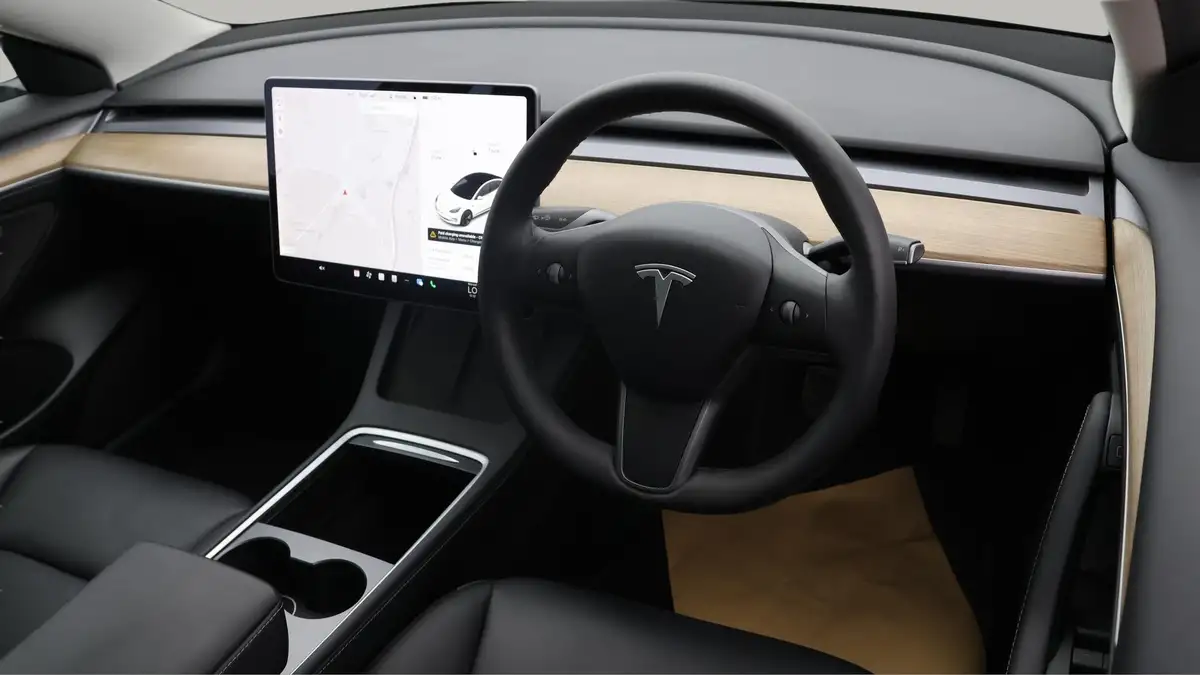 2021-tesla-model-3-e-long-range-awd-big-8