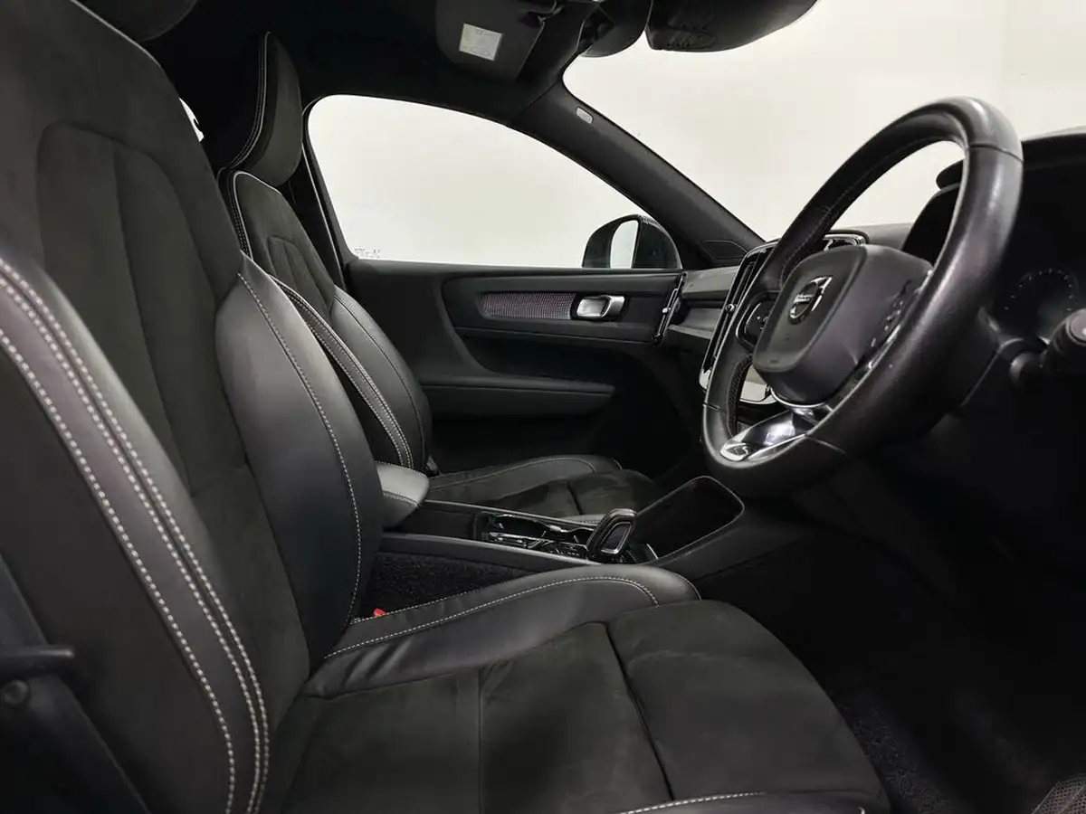 2021-volvo-xc40-15-t4-r-design-211bhp-big-25