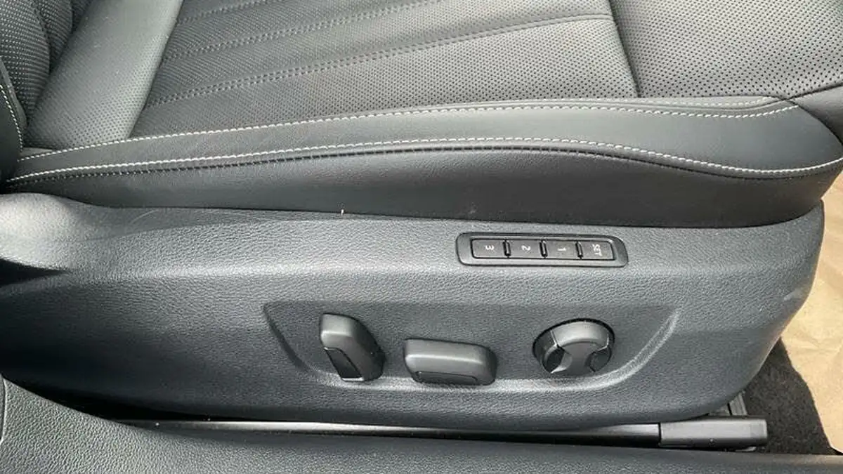 2023-skoda-superb-20-tsi-laurin-klement-190ps-estate-big-33