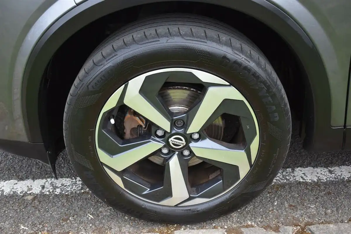 2021-nissan-qashqai-13-dig-t-n-connecta-140ps-big-18