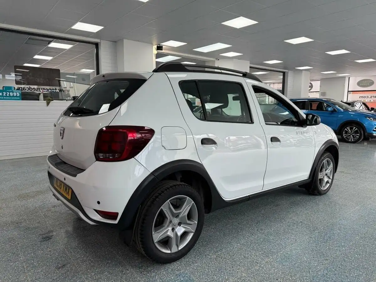2018-dacia-sandero-stepway-15dci-ambiance-big-1