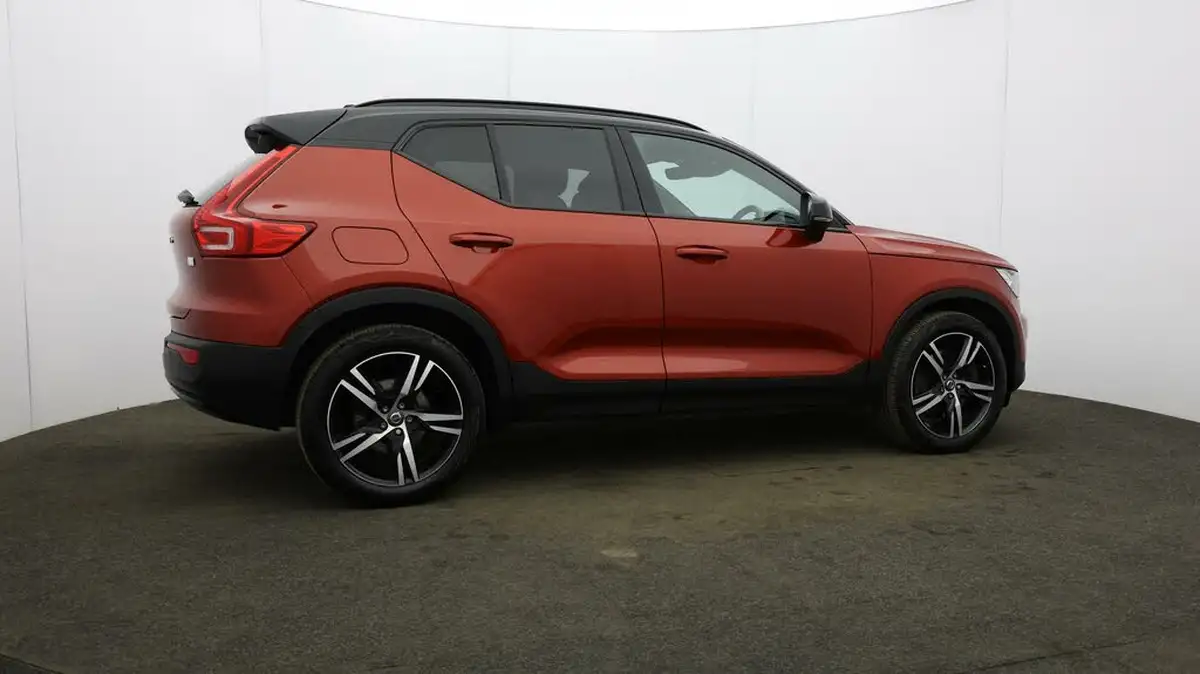 2020-volvo-xc40-15-t5-r-design-plug-in-hybrid-big-55