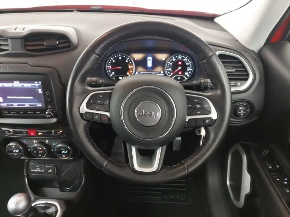 2016-jeep-renegade-16-multijet-ii-limited-ss-big-9