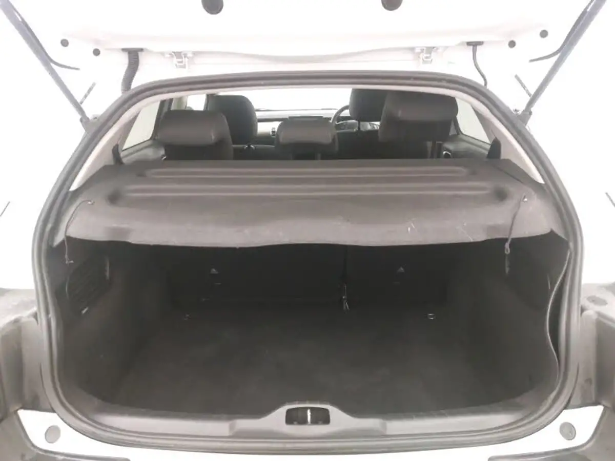 2016-citroen-c4-cactus-12-puretech-flair-edition-110ps-ss-big-7