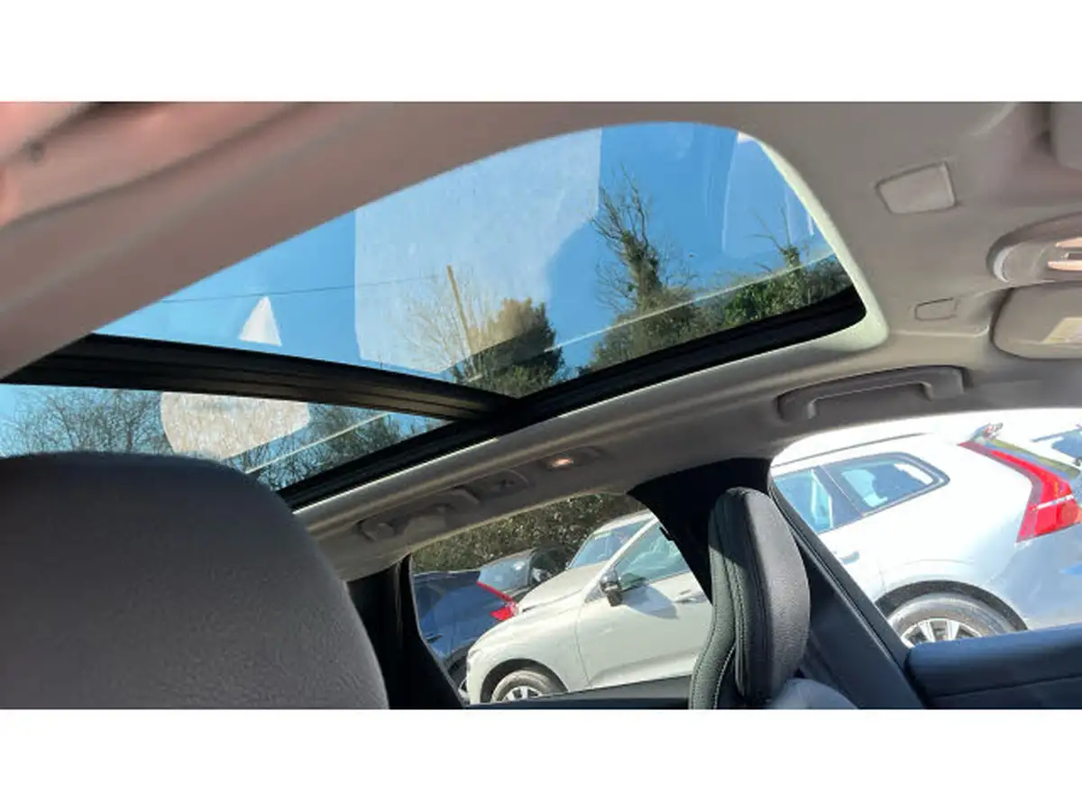 2024-volvo-xc60-20-b5-plus-big-37