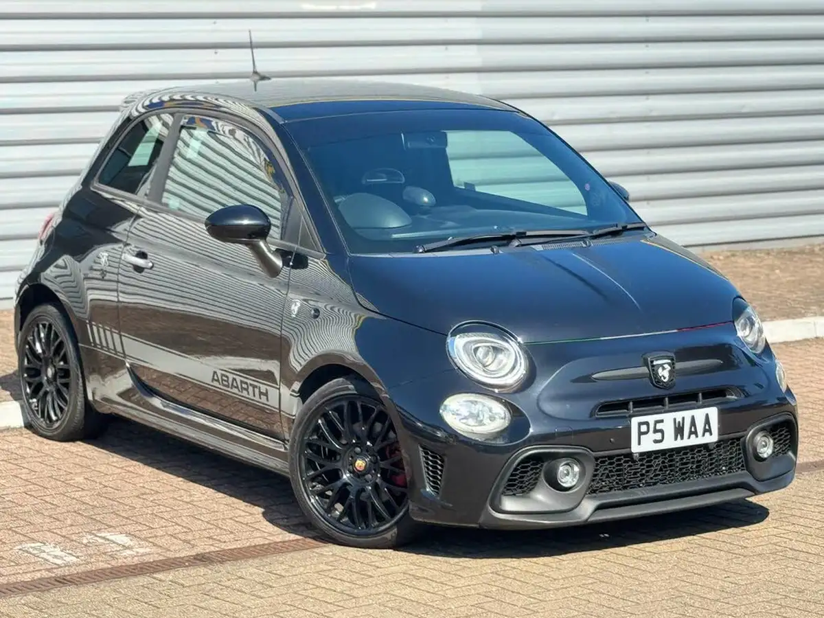2017-abarth-595-14-tjet-big-5
