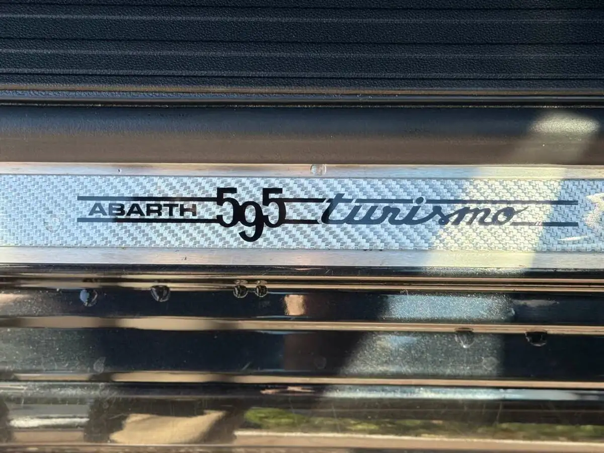 2017-abarth-595-14-tjet-big-29