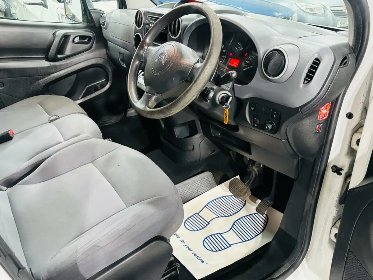 2013-citroen-berlingo-16td-l1-625-lx-airdream-panel-etg6-big-9