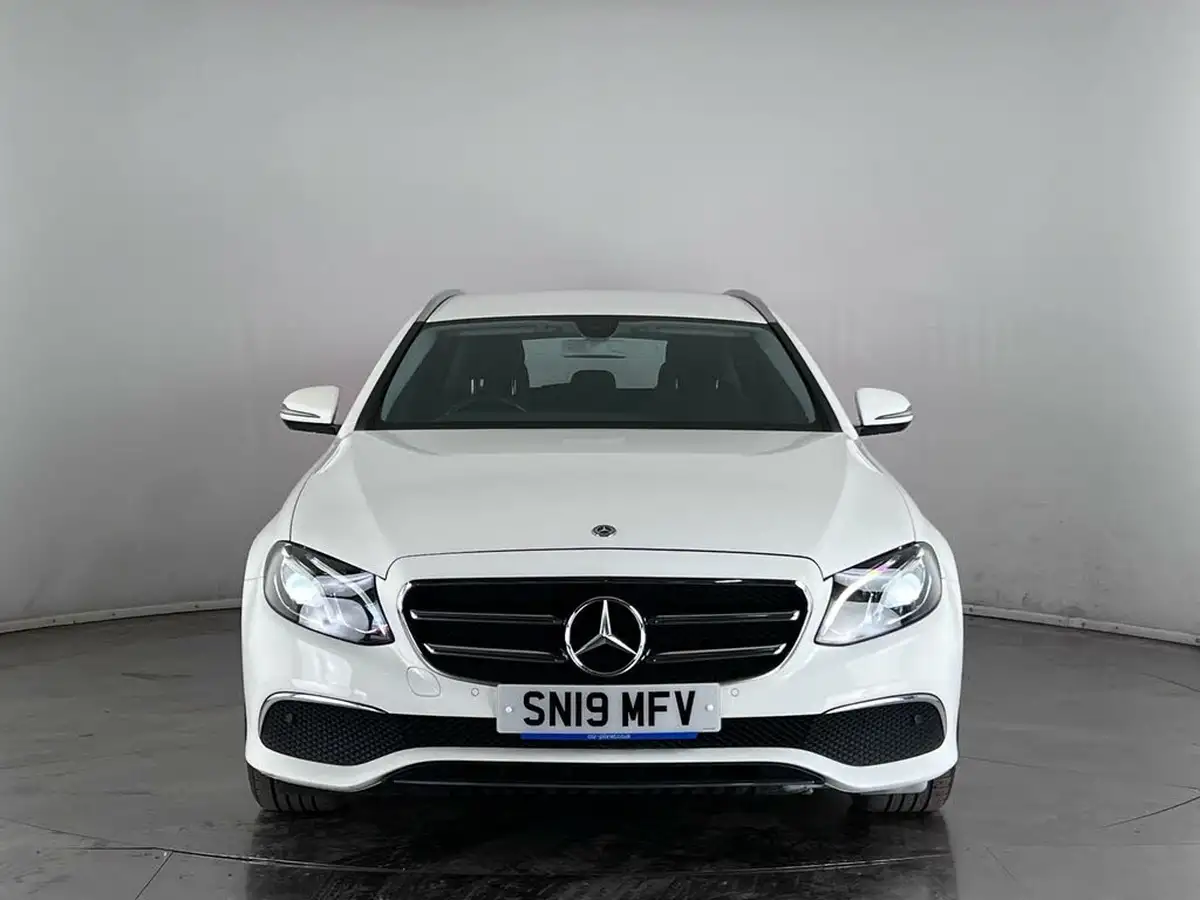 2019-mercedes-benz-e-class-20-e200-se-estate-5d-big-2