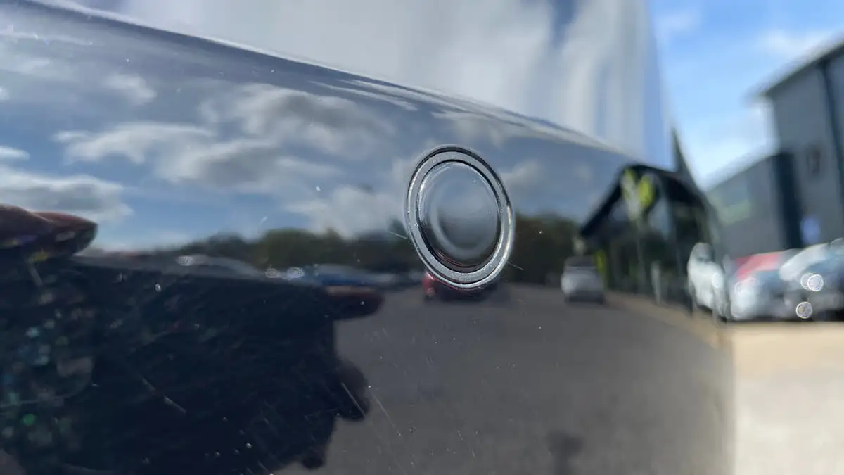 2021-tesla-model-3-e-long-range-awd-big-21
