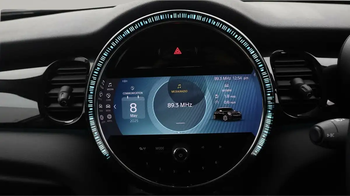 2022-mini-cooper-15-cooper-classic-hatchback-5d-auto-big-10