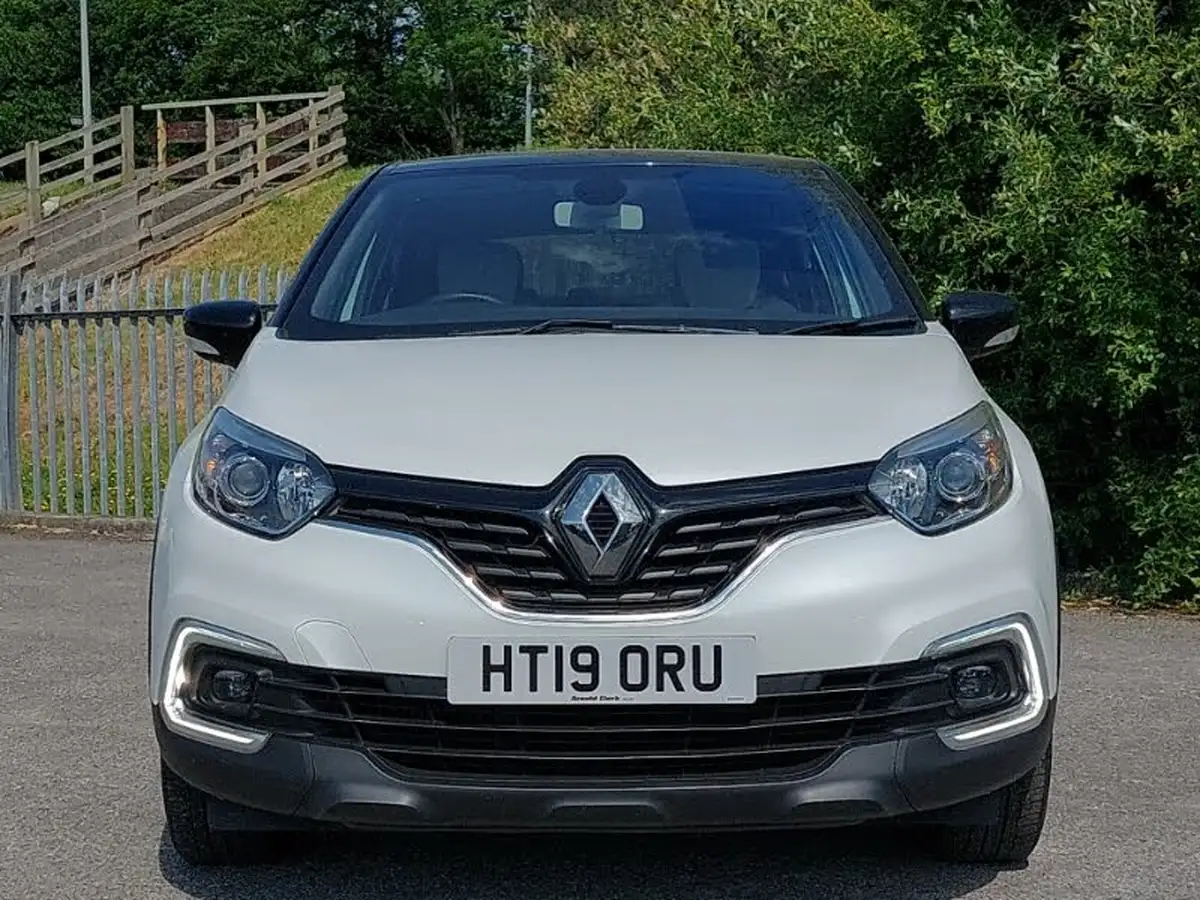 2019-renault-captur-15dci-iconic-90bhp-energy-ss-big-11