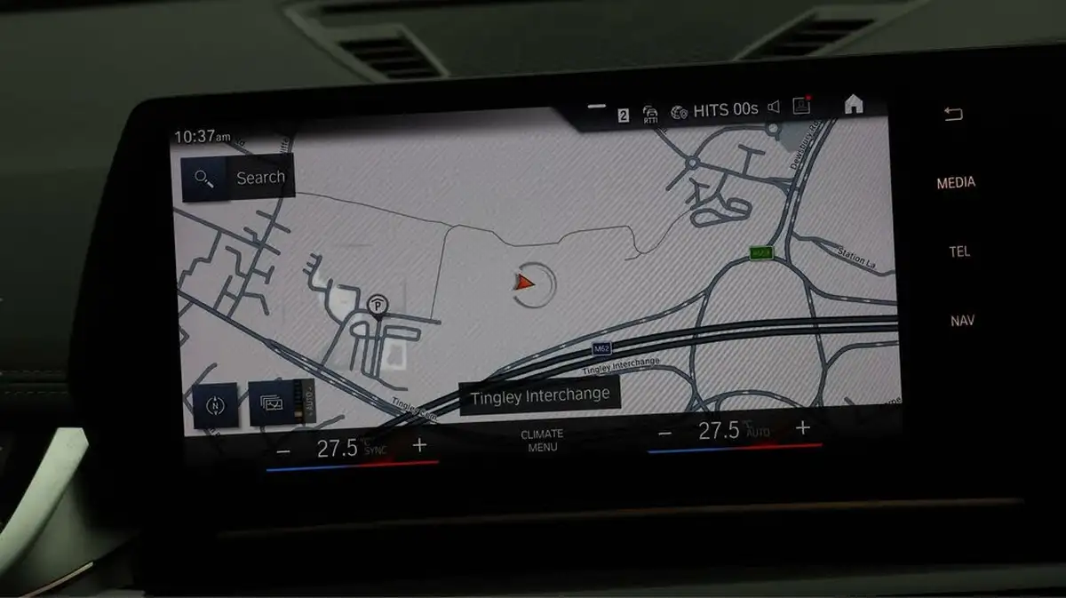 2022-bmw-x1-15-sdrive20i-xline-big-10