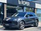 2023-porsche-macan-20-small-0