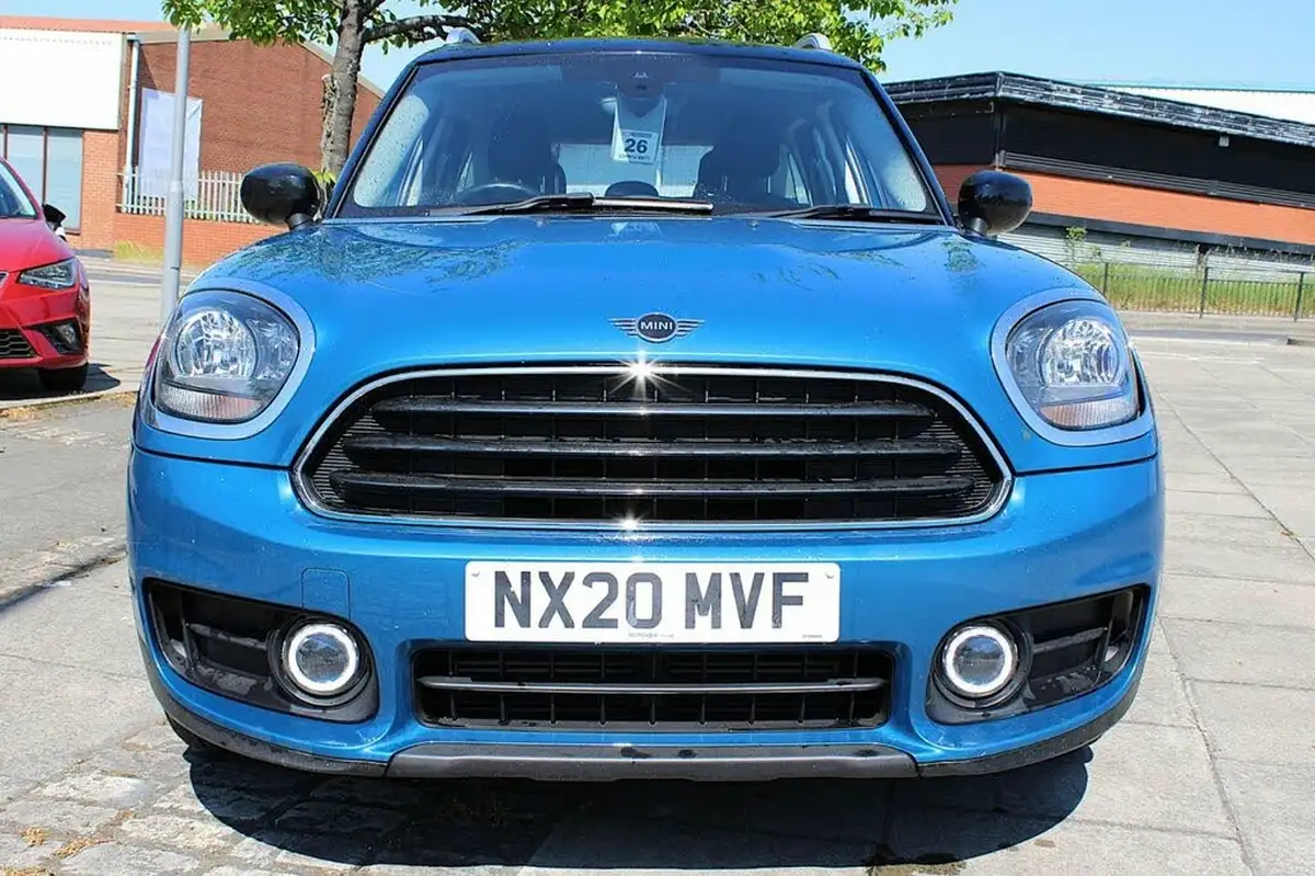 2020-mini-countryman-20td-cooper-d-classic-comfortnav-plus-all4-big-2