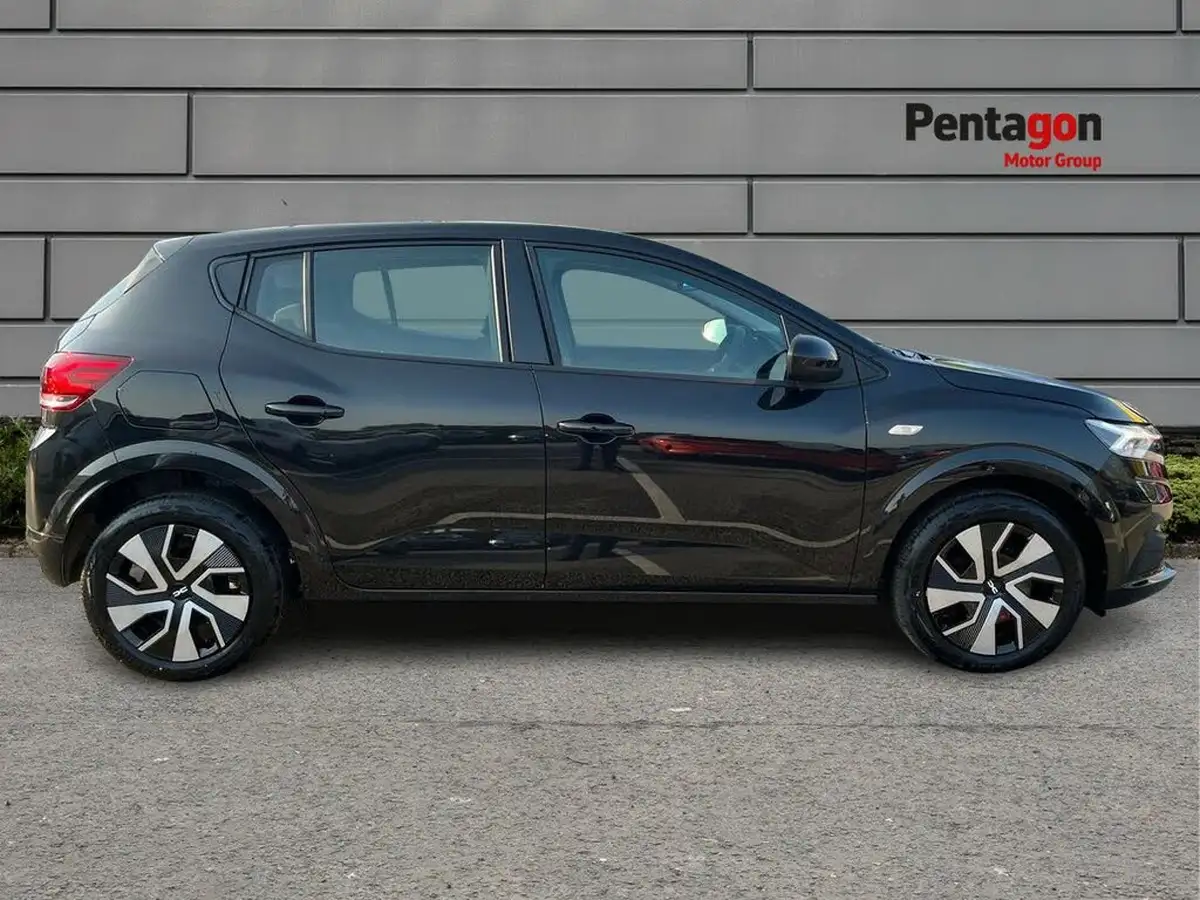 2024-dacia-sandero-10-tce-expression-90bhp-big-10