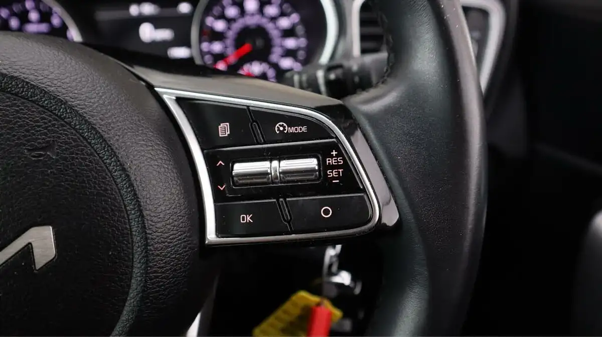 2022-kia-xceed-10-t-gdi-2-big-22
