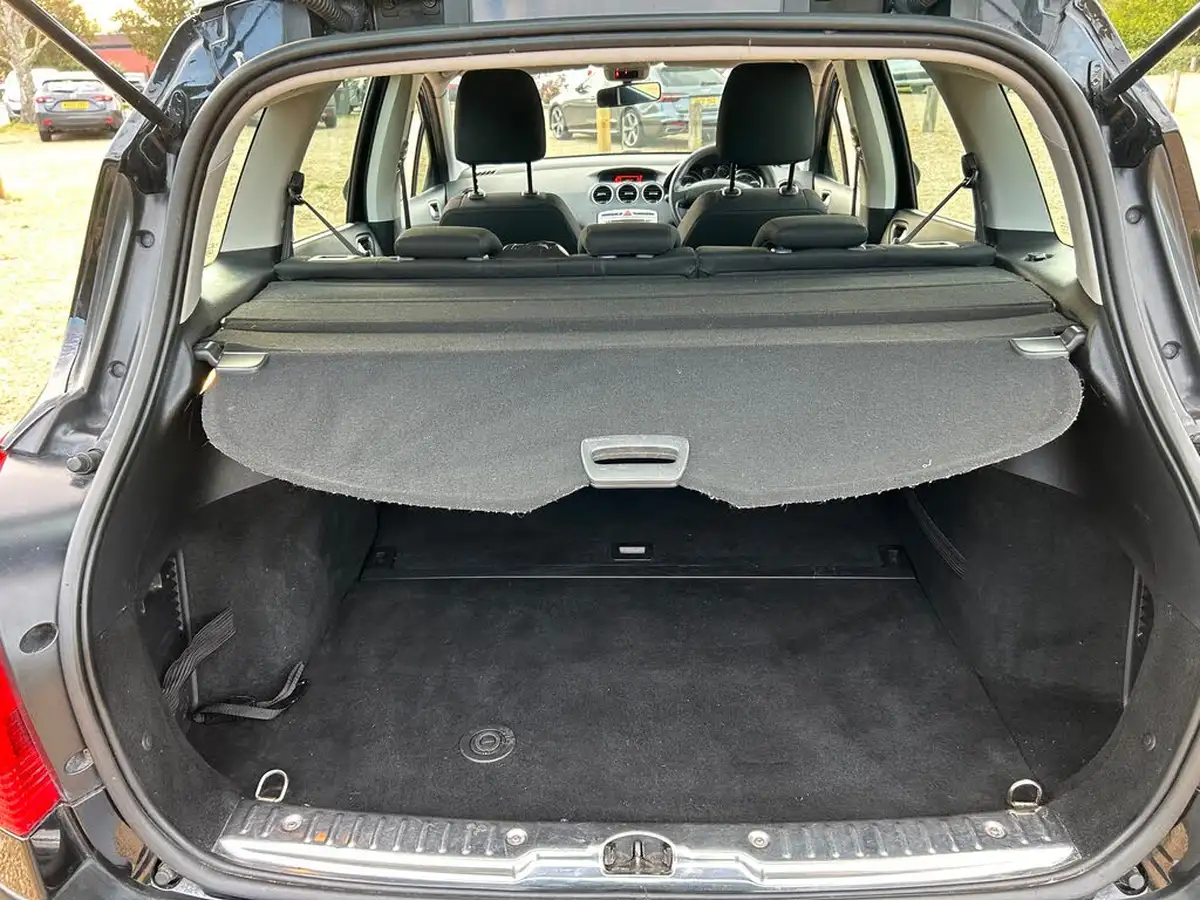 2014-peugeot-308-sw-16e-hdi-access-egc-big-8
