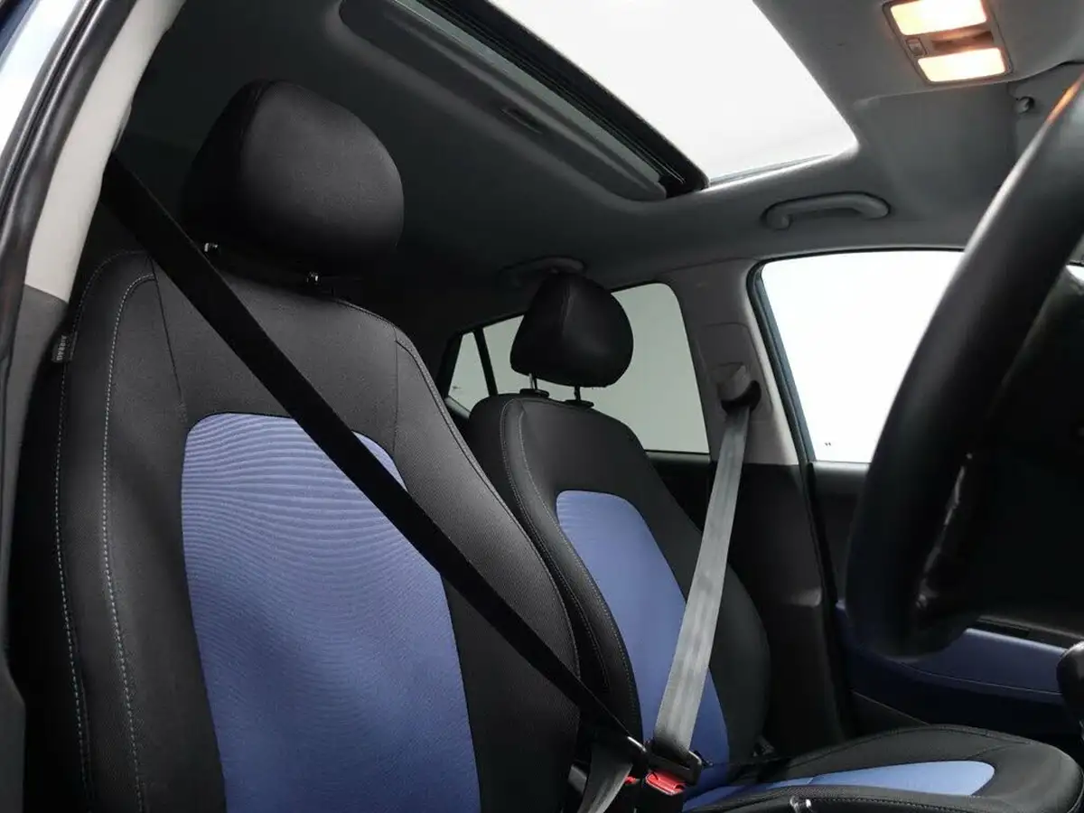 2017-hyundai-i10-12-premium-se-big-1