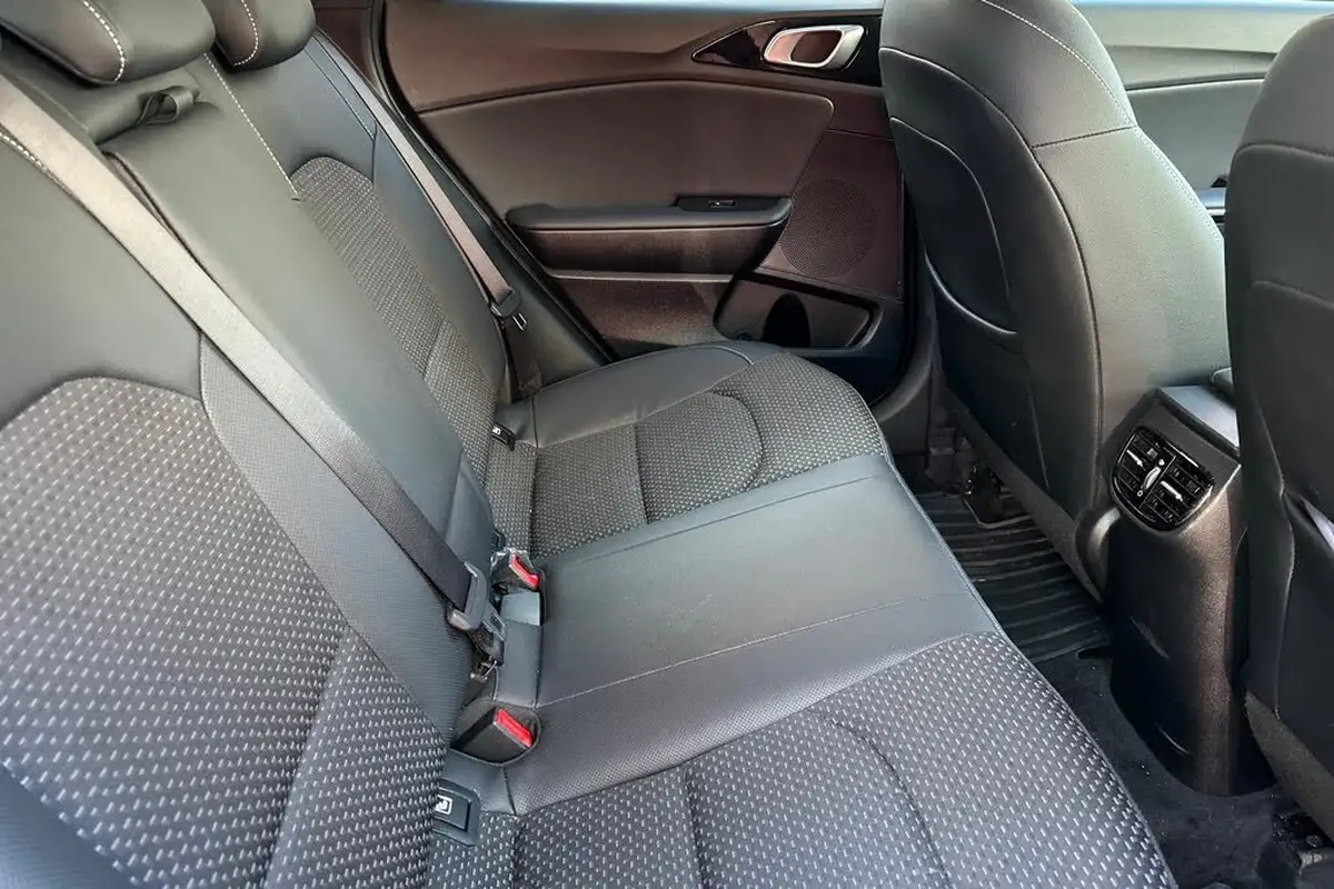 2020-kia-xceed-14-t-gdi-3-dct-big-16