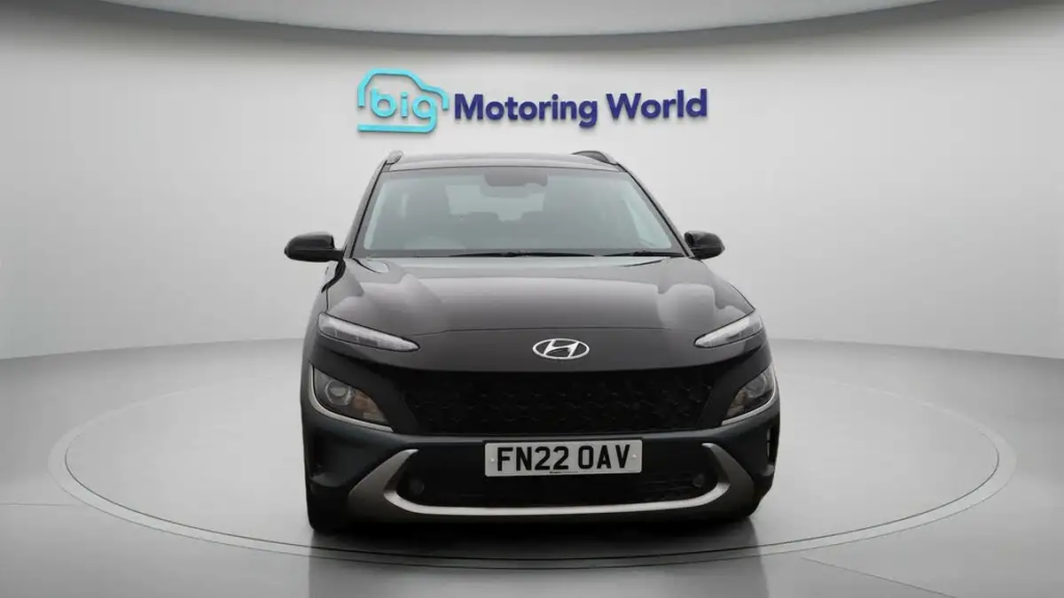 2022-hyundai-kona-16-gdi-premium-big-2