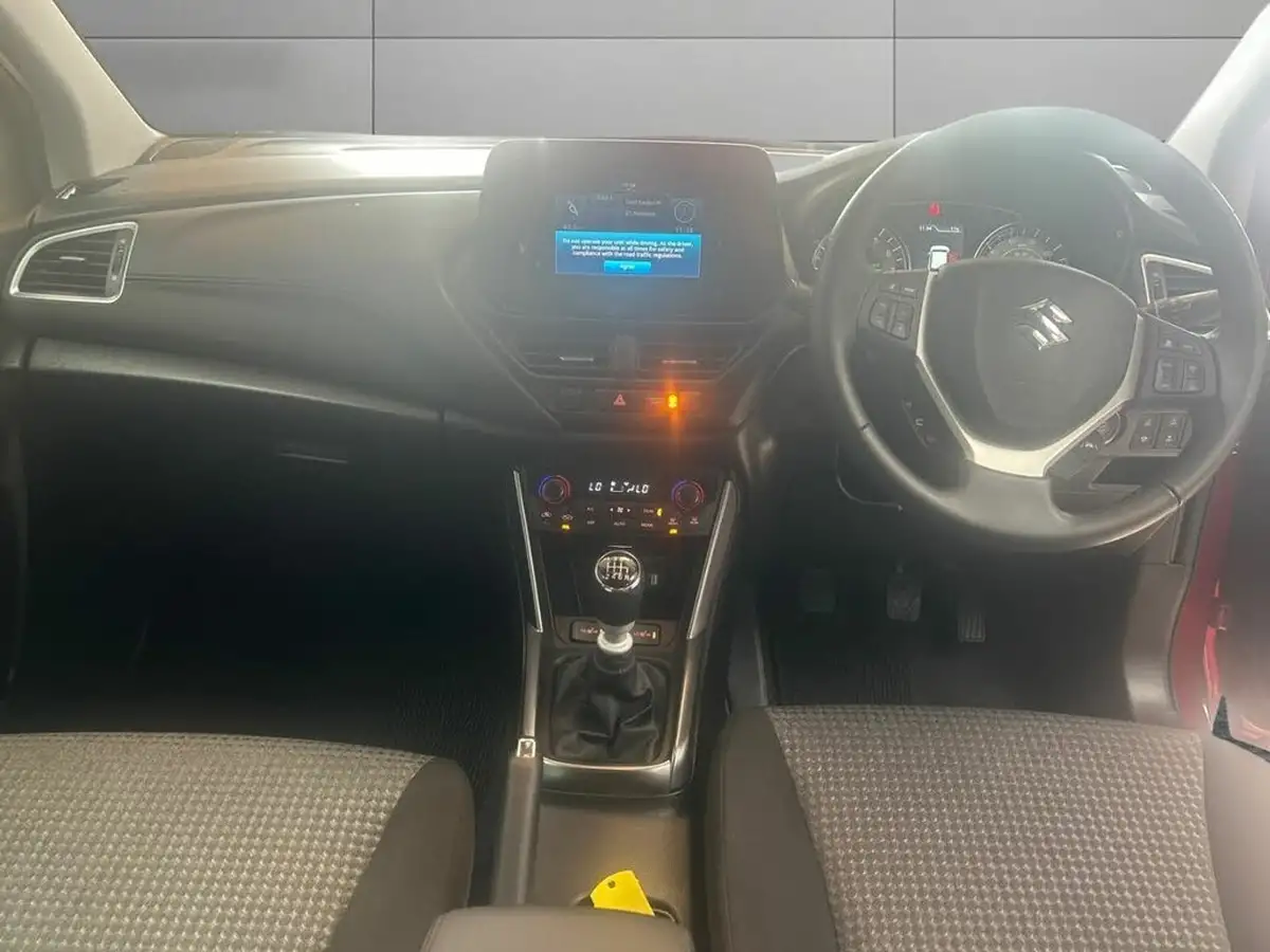 2023-suzuki-s-cross-14-boosterjet-motion-big-9