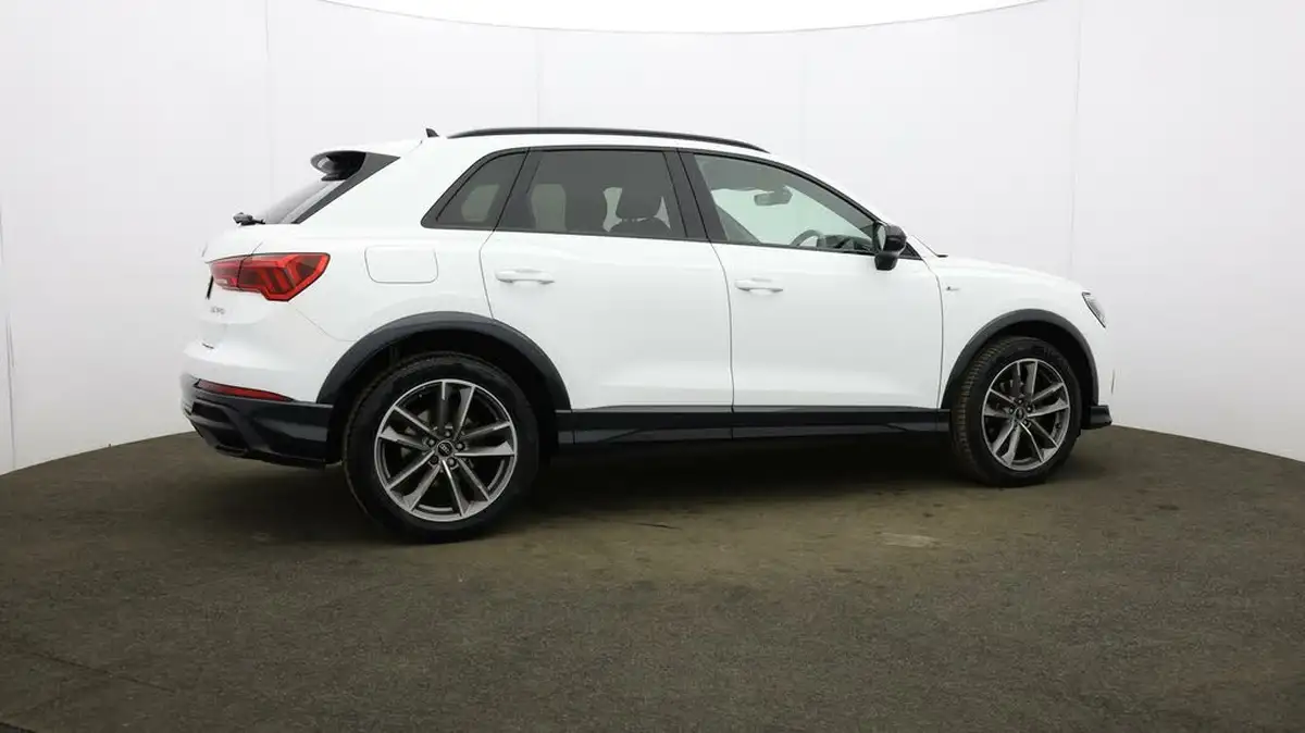 2022-audi-q3-15-35-tfsi-black-edition-codcomfort-sound-pack-station-wagon-big-49