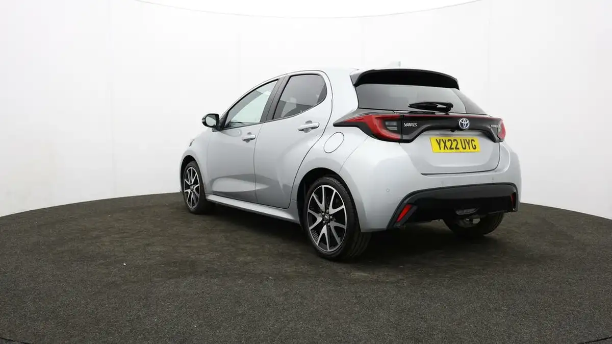 2022-toyota-yaris-15-vvt-i-dynamic-big-69