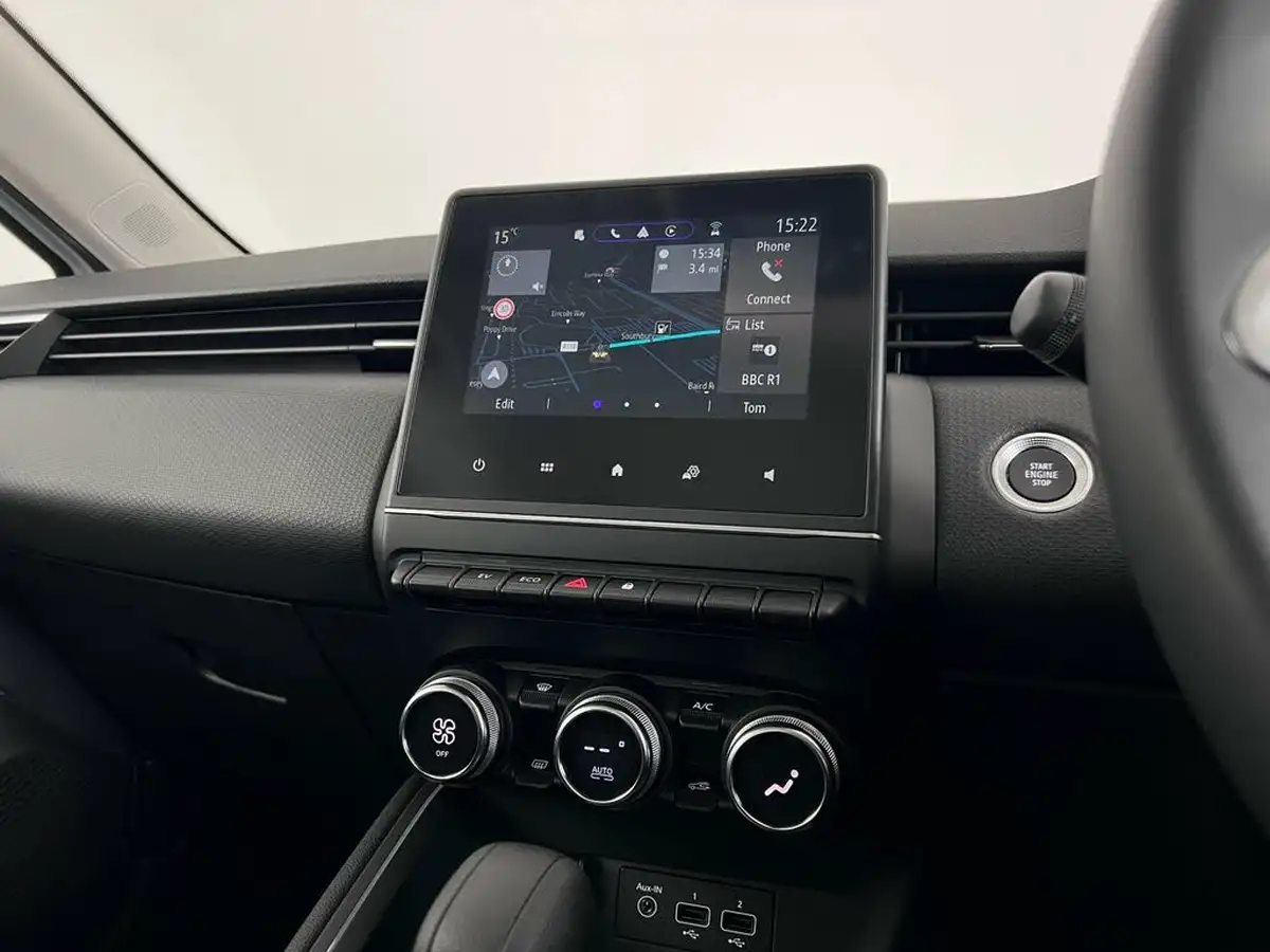 2023-renault-clio-16-evolution-big-28
