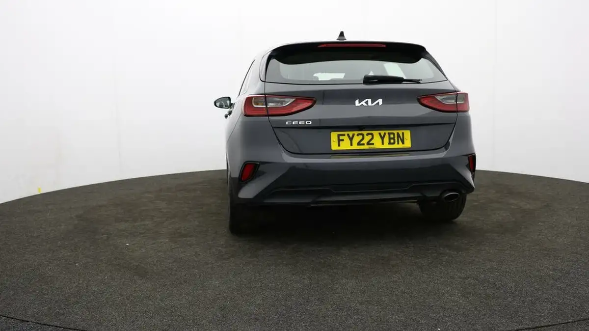 2021-kia-ceed-10-t-gdi-2-hatchback-big-34