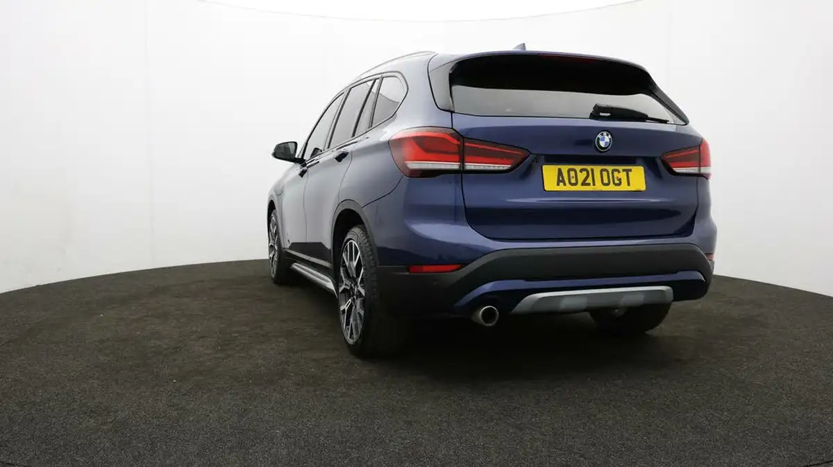 2021-bmw-x1-15-xdrive-25e-phev-xline-big-22