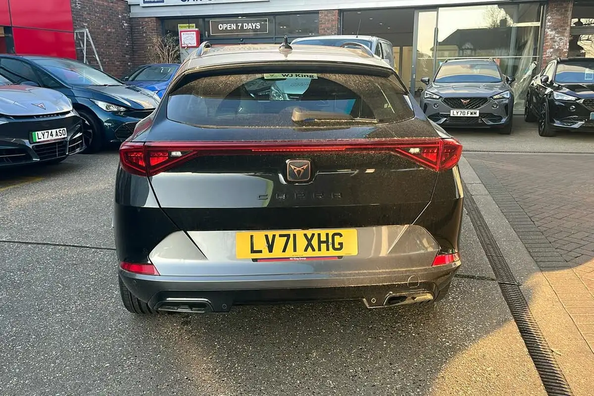 2022-cupra-formentor-14-e-hybrid-v2-big-6