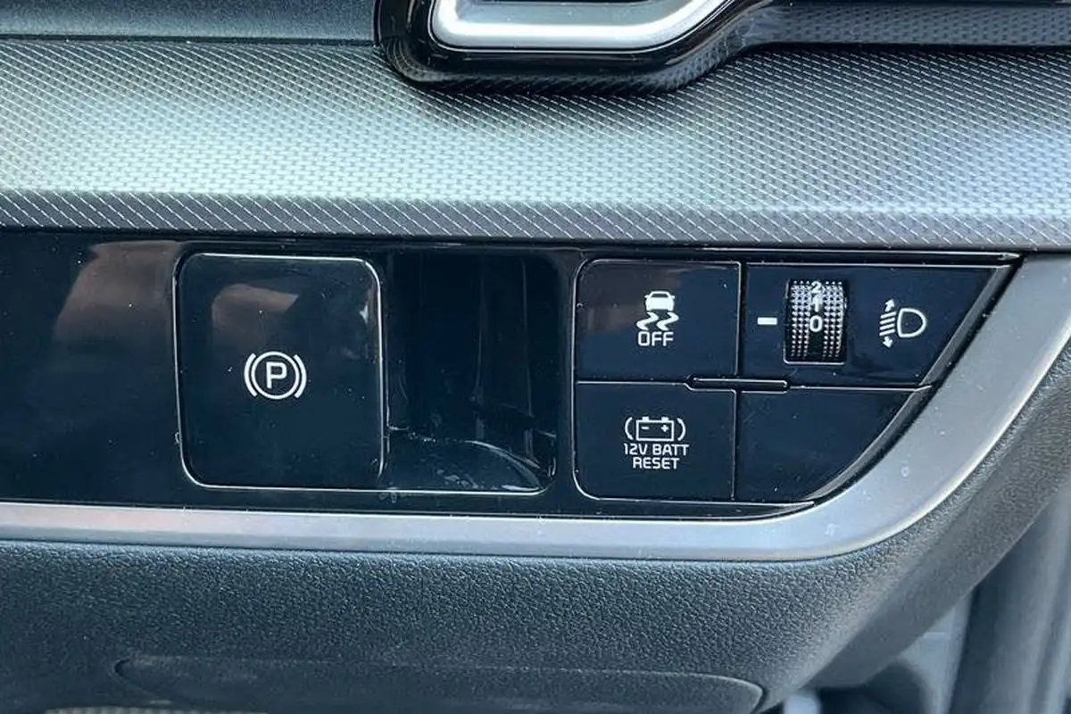 2022-kia-sportage-16-t-gdi-3-226bhp-hev-1598cc-auto-big-22