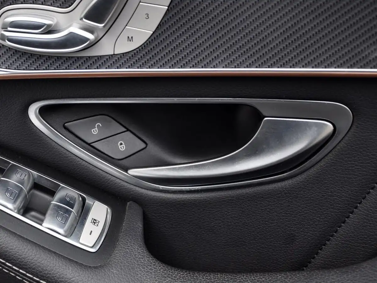 2021-mercedes-benz-eqc-e-eqc-400-amg-line-premium-plus-big-27