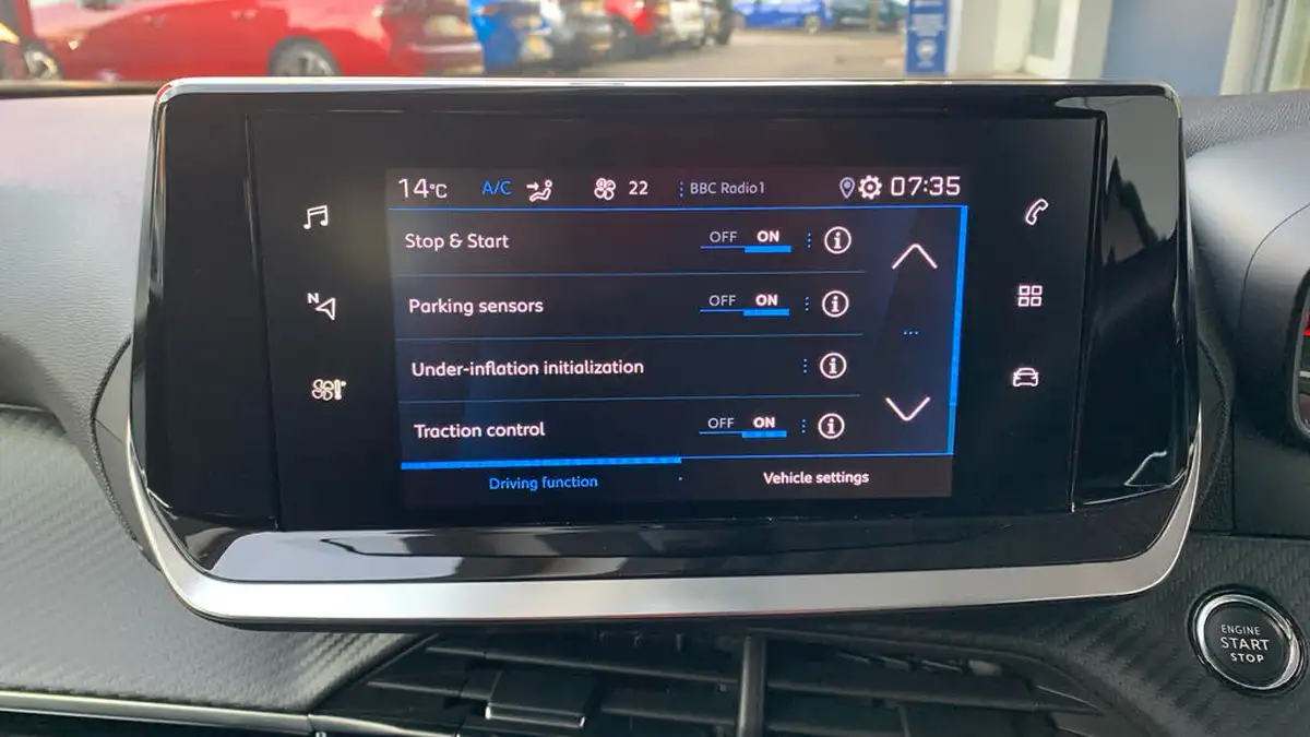 2021-peugeot-2008-suv-12-puretech-allure-130bhp-eat8-big-29
