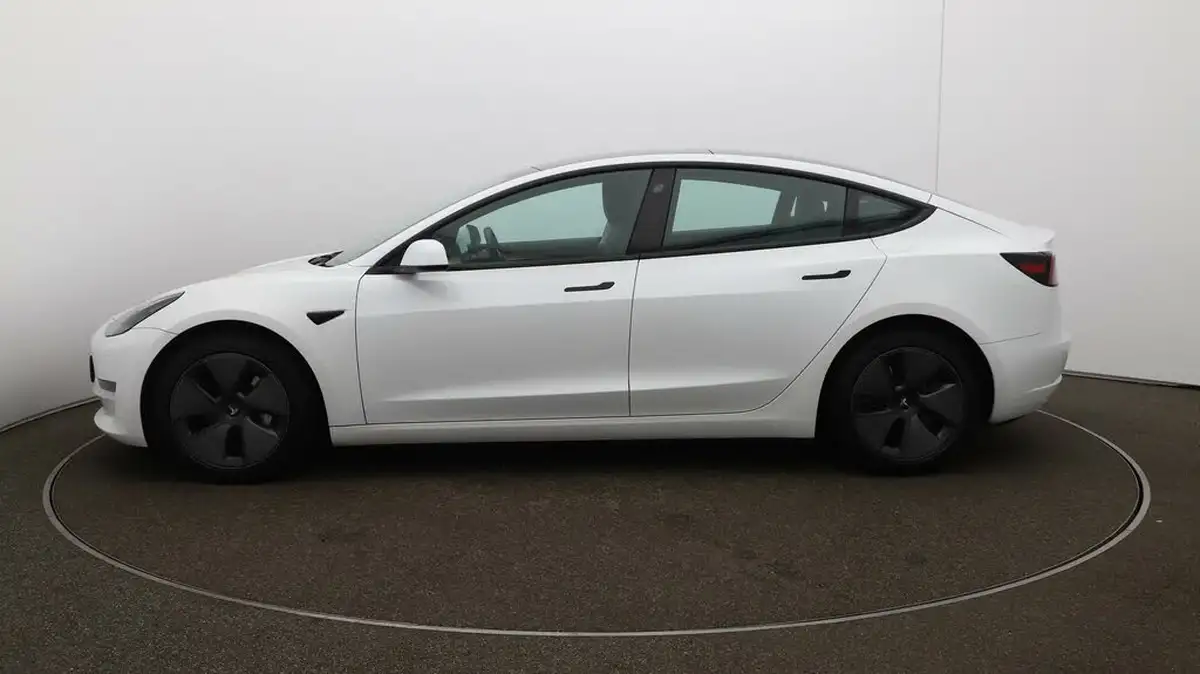 2021-tesla-model-3-e-long-range-awd-big-56