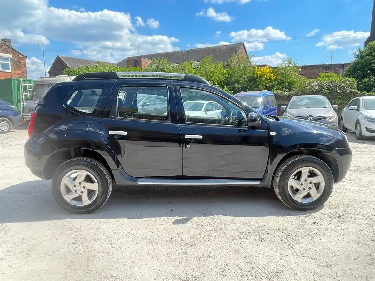 2013-dacia-duster-15d-laureate-107bhp-big-2