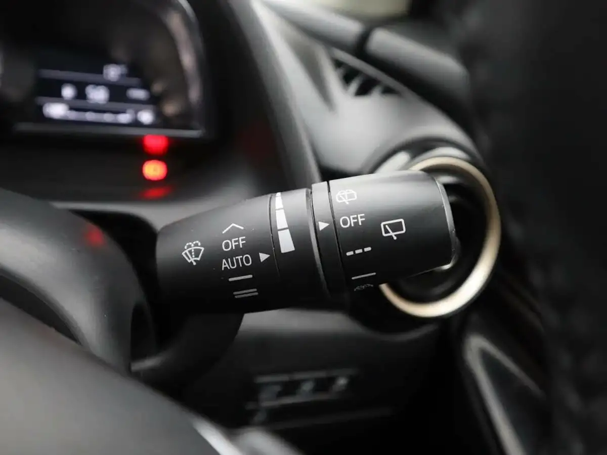 2019-mazda-mazda2-15-gt-sport-nav-115ps-big-22