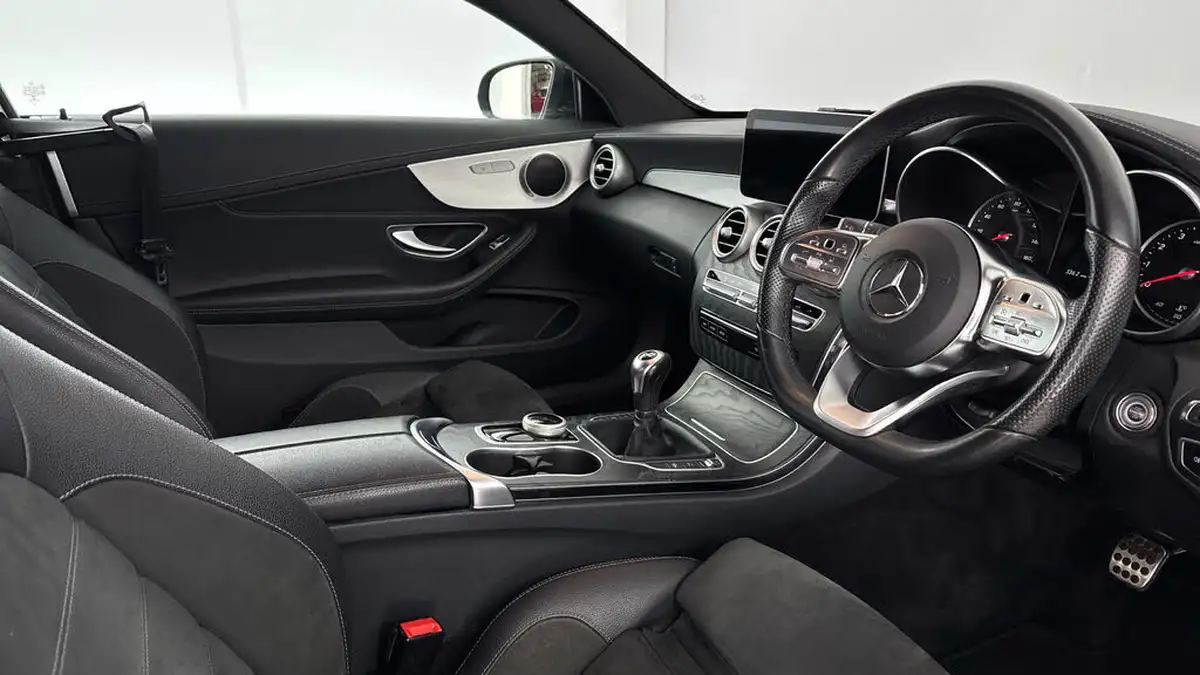 2019-mercedes-benz-c-class-16-c180-amg-line-coupe-2d-big-9