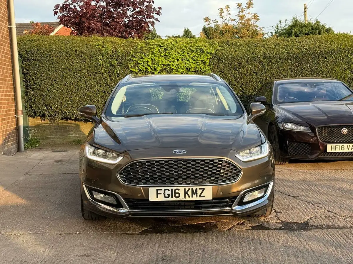 2016-ford-mondeo-20tdci-vignale-210ps-estate-5d-powershift-big-41
